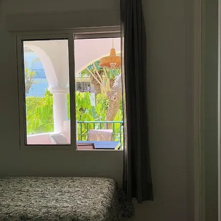 Coastal Apartment *